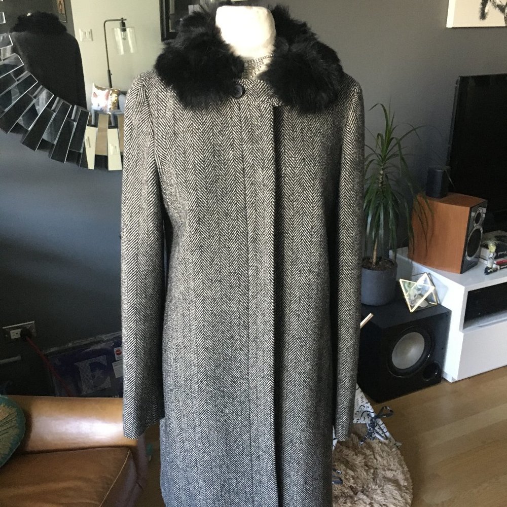 Banana Republic Gray Herringbone Wool Coat with Fur Collar